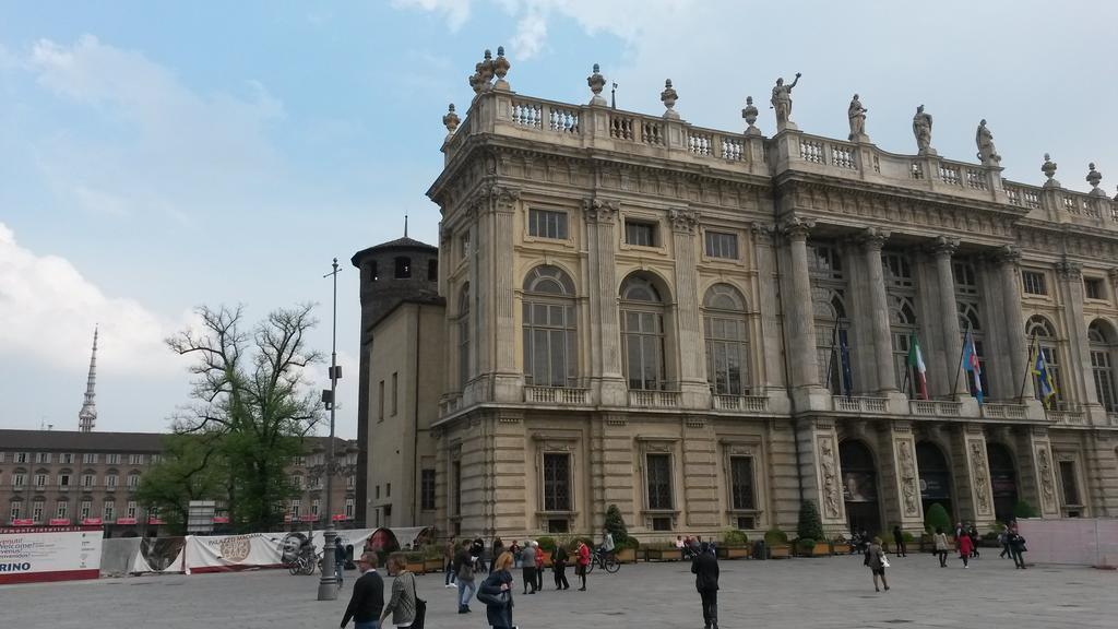 Casa Floriana Castello Appartamento Torino Esterno foto